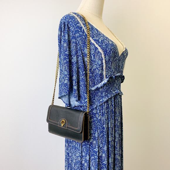 Fossil Handbags - Fossil SHB3152001 Ainsley Wallet Crossbody IN Black